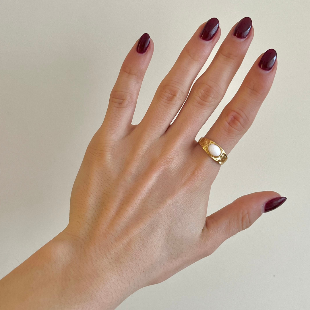 DR Golden Pearl Ring